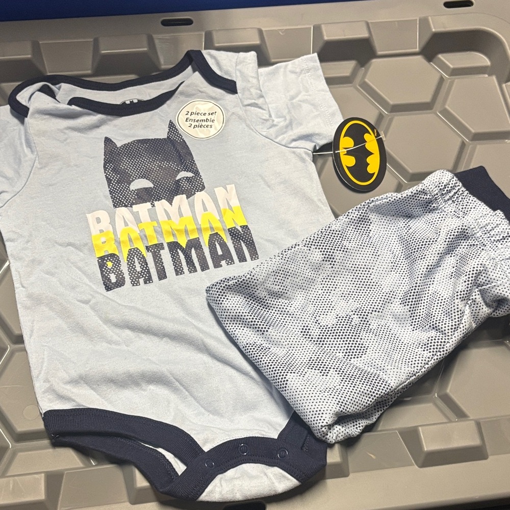Batman Baby Bodysuit and leggings Set - 2 for $25 ⭐️